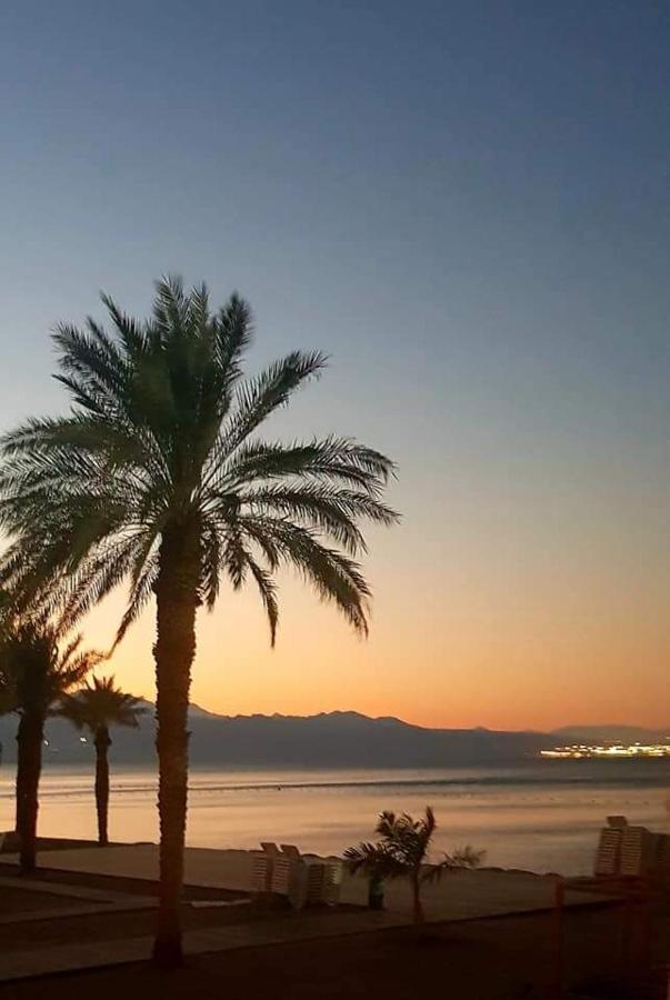 דירת נופש אילת -אלמוג Almog Suite In Eilat Close To Red Sea - דירת נופש אלמוג מרחק נגיעה מהים Exterior foto