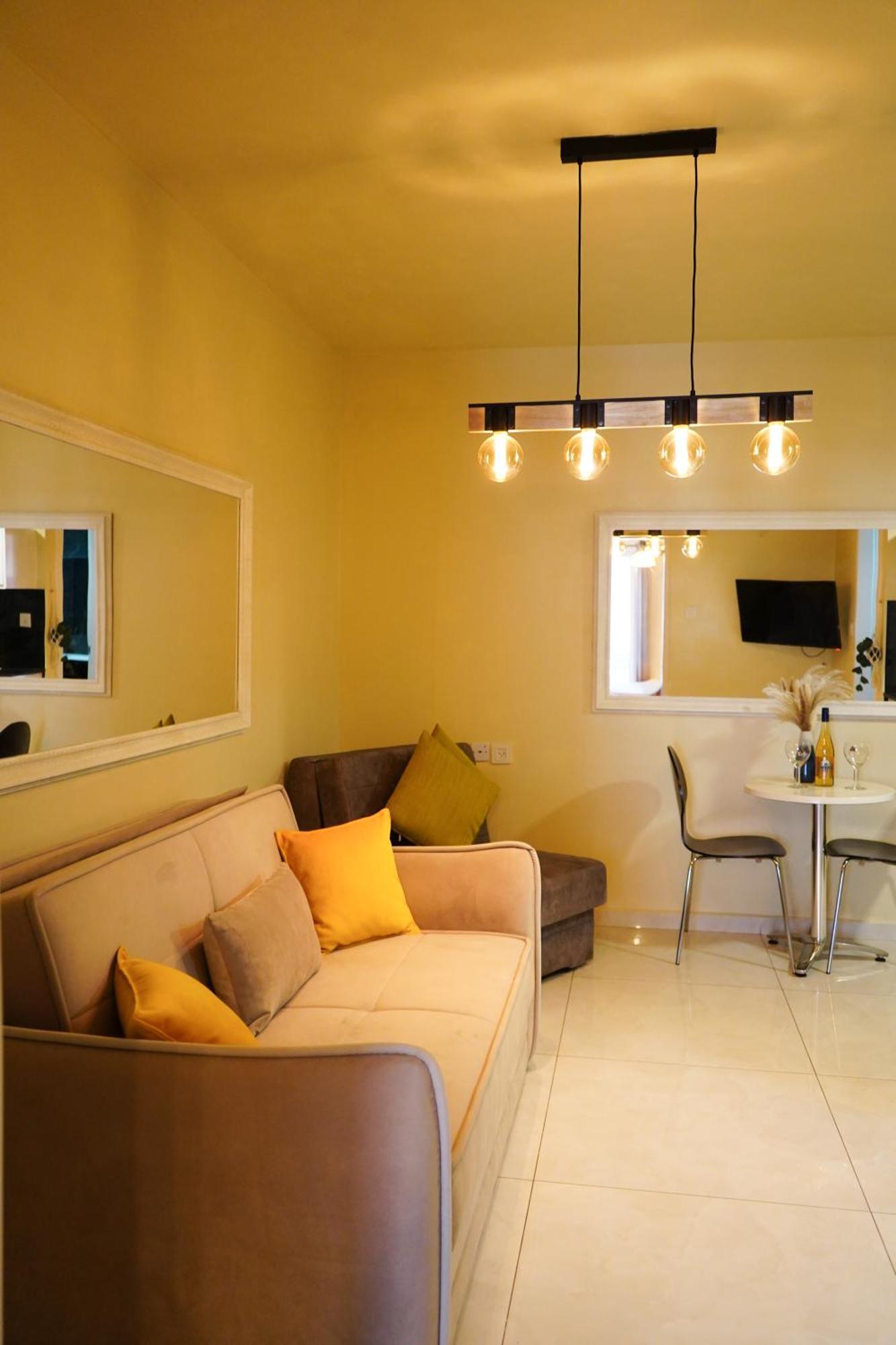 דירת נופש אילת -אלמוג Almog Suite In Eilat Close To Red Sea - דירת נופש אלמוג מרחק נגיעה מהים Exterior foto
